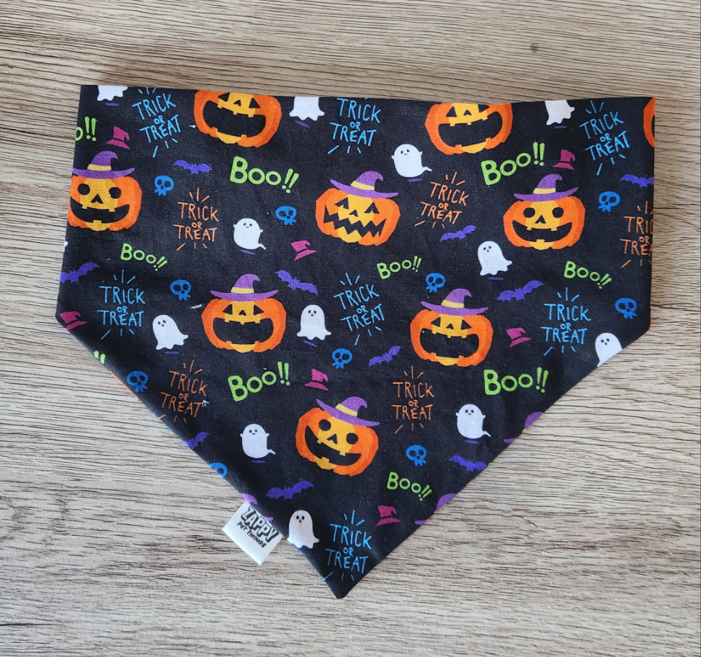 Howl-oween scrunchie bandana
