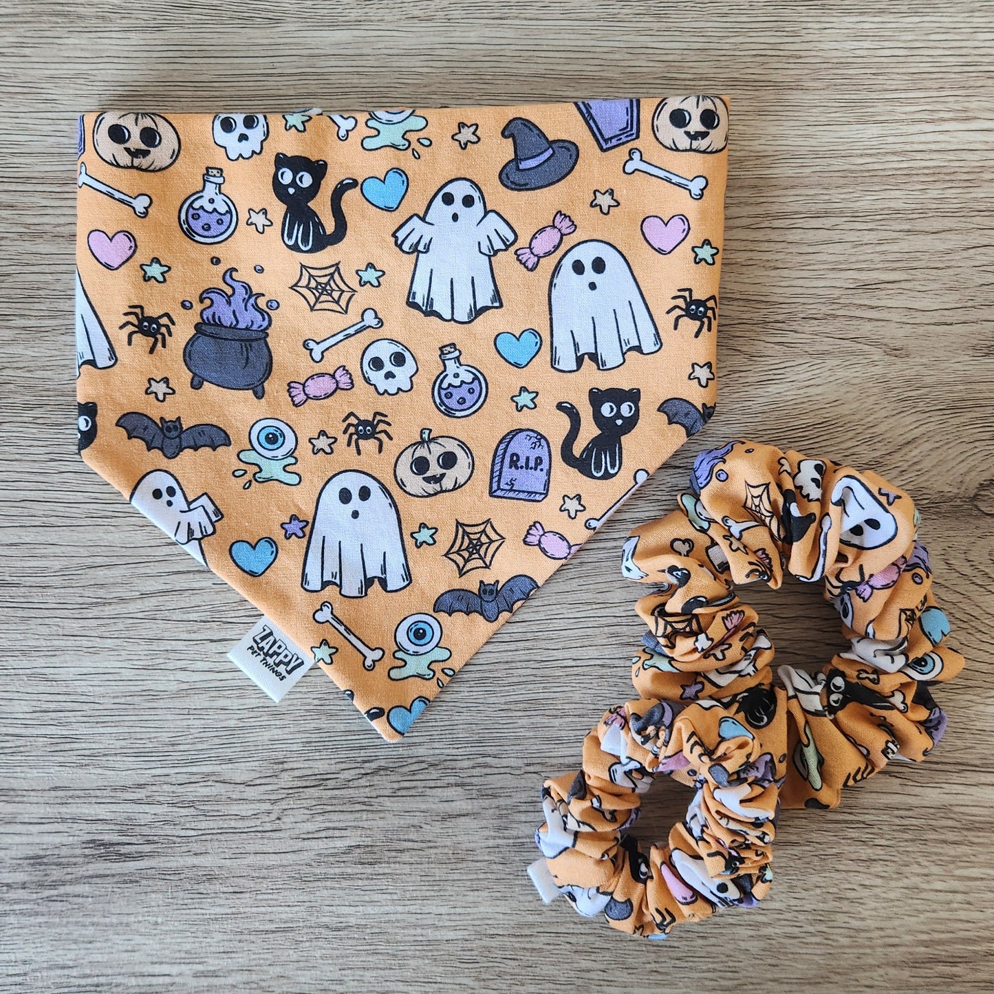 Halloween scrunchie π